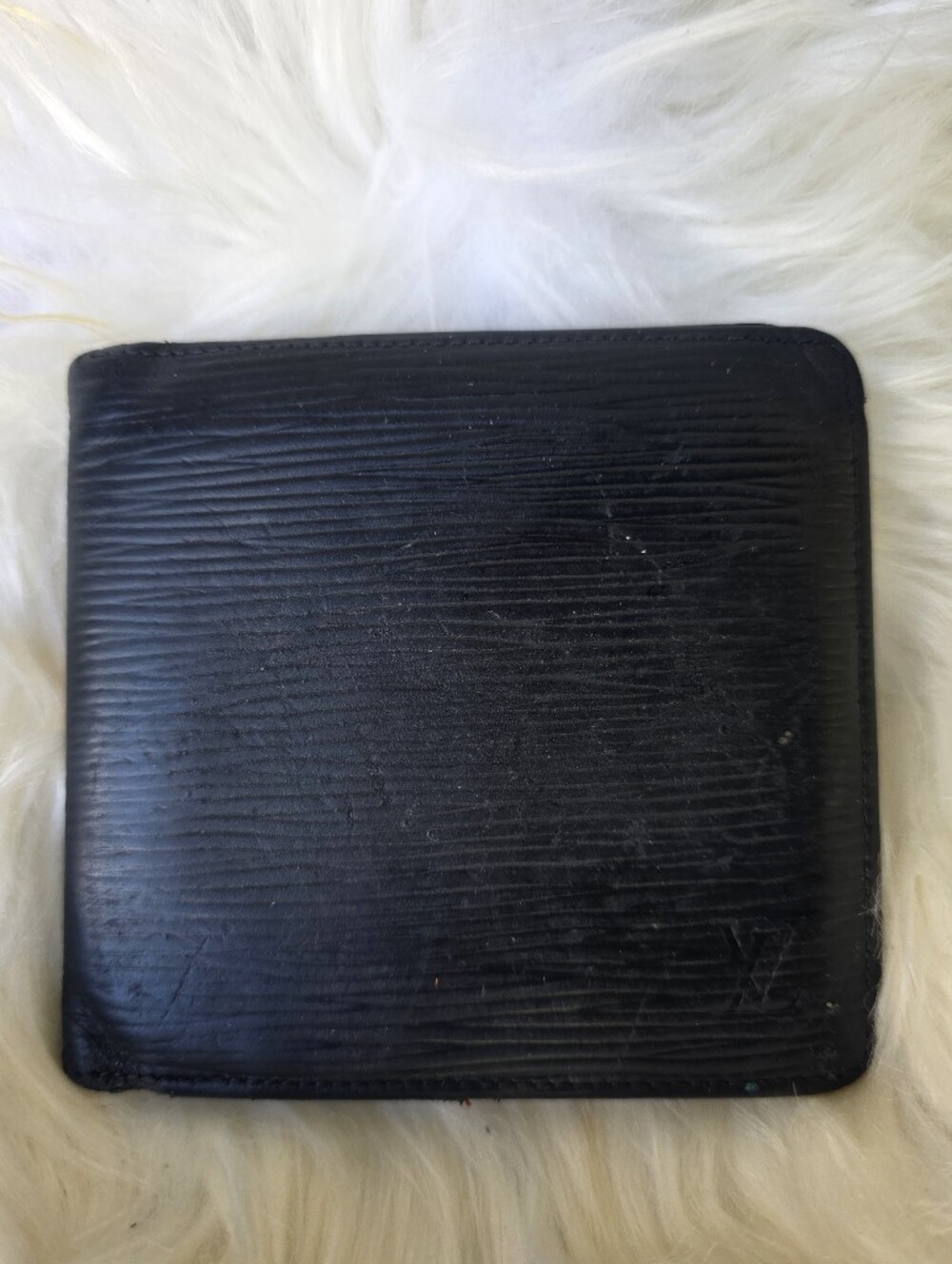 Authentic Louis Vuitton Black Epi Bifold Wallet